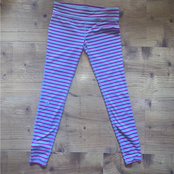 Under Armour Heat Gear Leggings - Picture 4 of 4